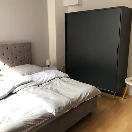 Rue Business & Apartmán