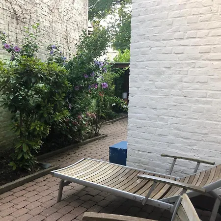 Rue Business & Apartment