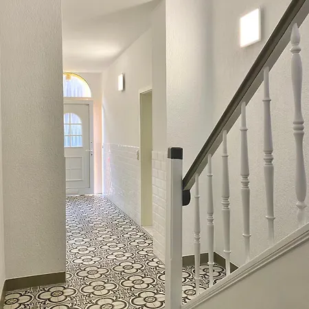 Rue Business & * Essen