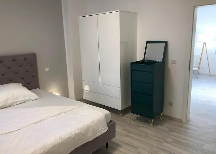 Rue Business & * Essen